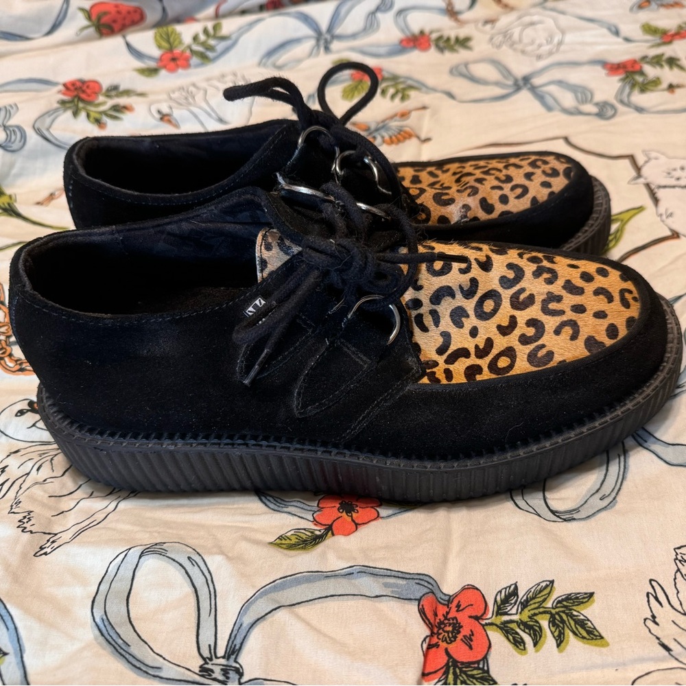 T.U.K. Leopard Creepers size 9 Women’s